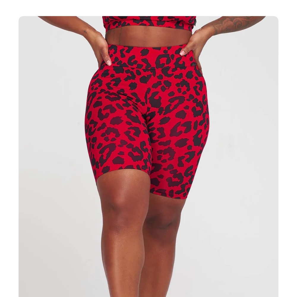 Licifit amore high waisted scrunch shorts